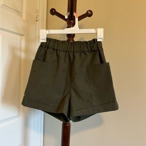 NWOT Aritzia (Wilfred Free) Jessica Short - Size XXS - Mossy Green